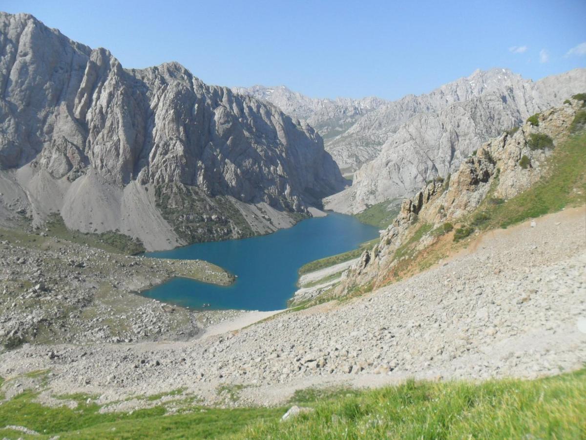 ホテル Panorama Arslanbob エクステリア 写真