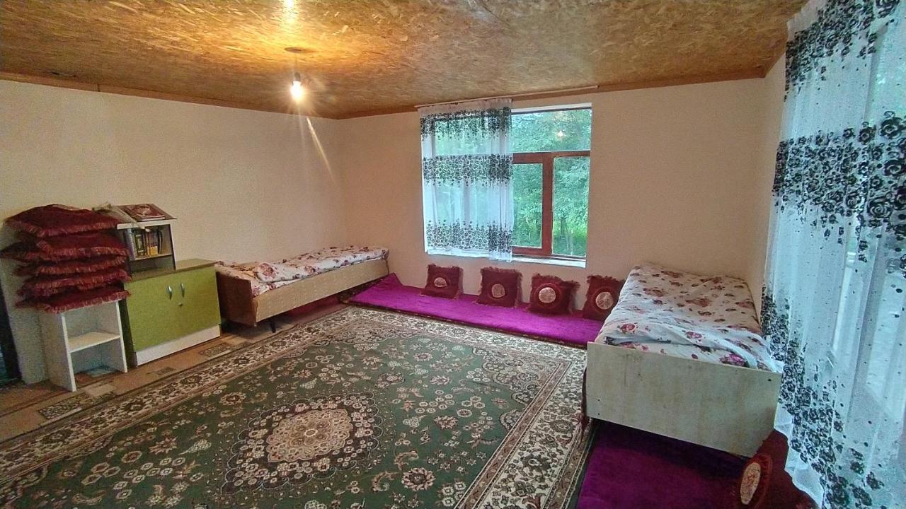 ホテル Panorama Arslanbob エクステリア 写真